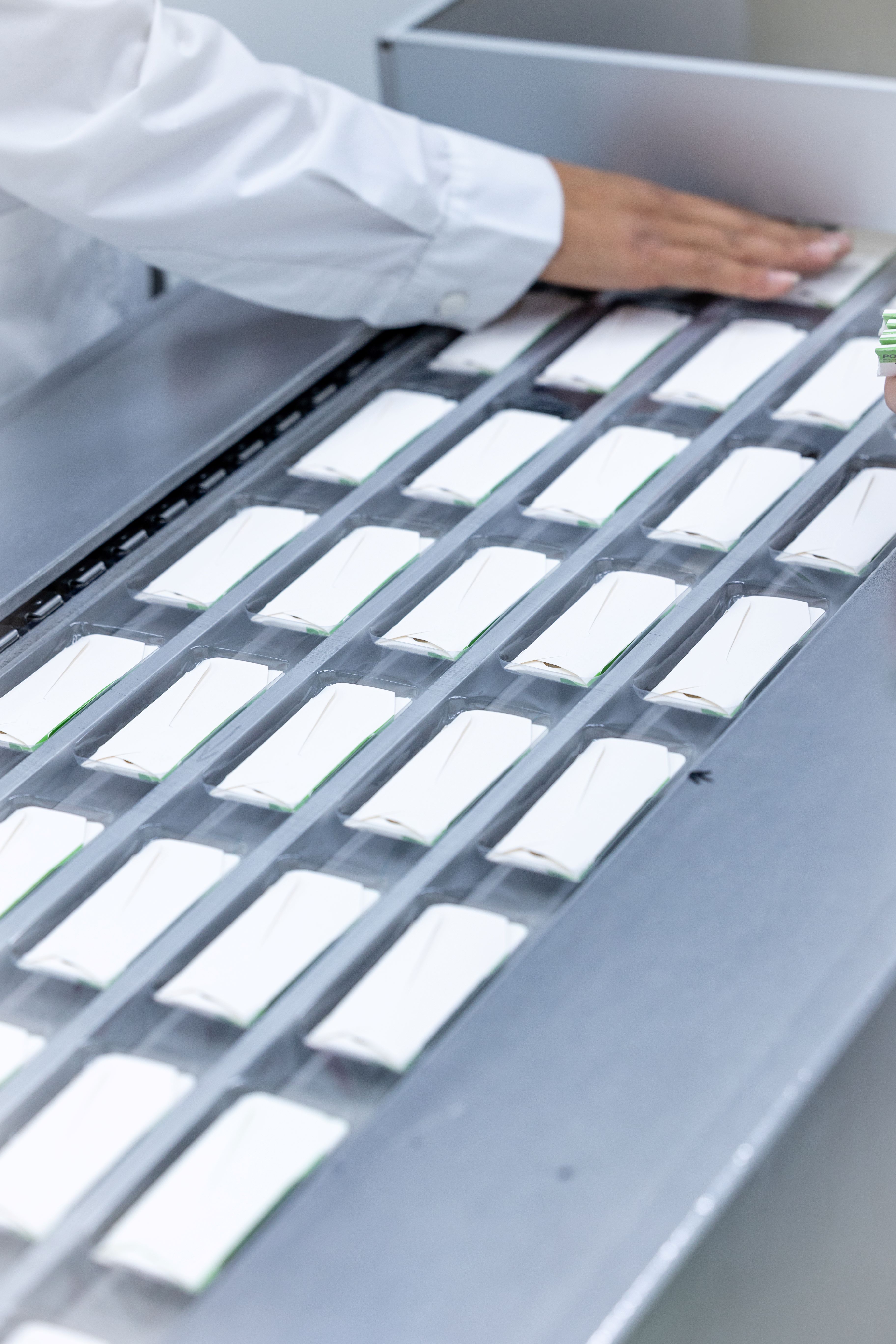 Bán doanh nghiệp kinh doanh vật tư thiết bị y tế